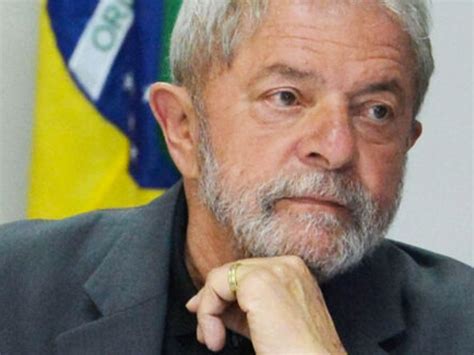 Análisis Lula completa 100 días turbulentos de control de cuarteles