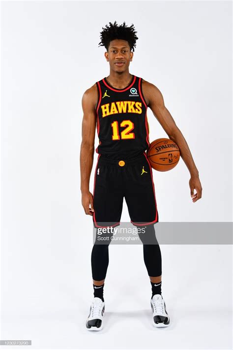 Https Media Gettyimages Photos Deandre Hunter Of The Atlanta