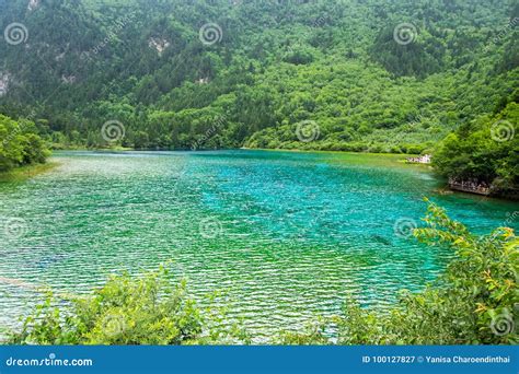 Peacock Lake, One of the Largest Lake in Jiuzhaigou National Park Stock ...