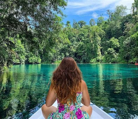 Labuan Cermin Danau Dua Rasa Di Kalimantan Timur Yang Airnya Sebening