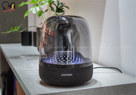 Loa Harman Kardon Aura Studio 4