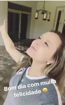 Larissa Manoela compra mansão de R 2 7 milhões em Orlando veja fotos