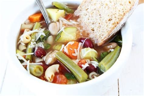 25 Healthy And Comforting Slow Cooker Soups And Stews Recipe Vegetarian Crockpot Minestrone