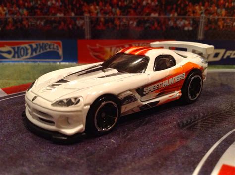 JULIAN S HOT WHEELS BLOG Dodge Viper SRT10 ACR 10 Ford Shelby GT500