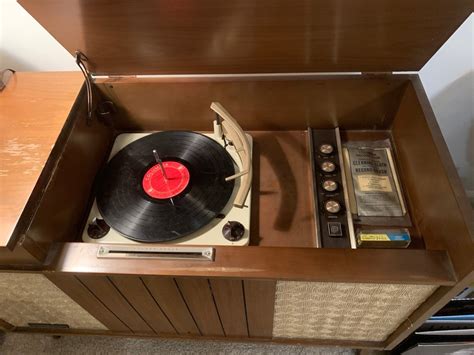 Value Of A Vintage General Electric Console Stereo System Thriftyfun