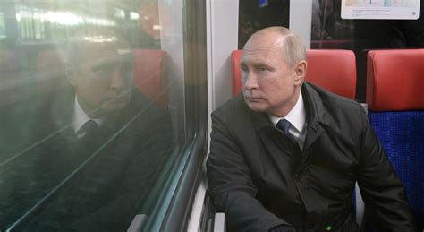 Putin Ha Una Ferrovia Segreta Si Sposta A Bordo Di Un Treno Blindato