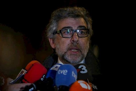 El abogado de Sànchez Turull y Rull les propuso acatar la