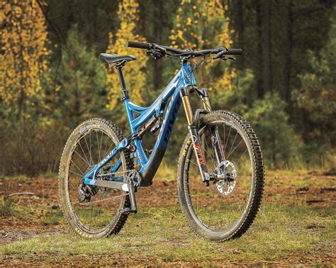 Pivot Mach 6 Carbon | 2015 Bible of Bike Tests - BikeMag