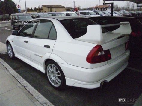 1999 Mitsubishi Lancer EVO 5 - Car Photo and Specs