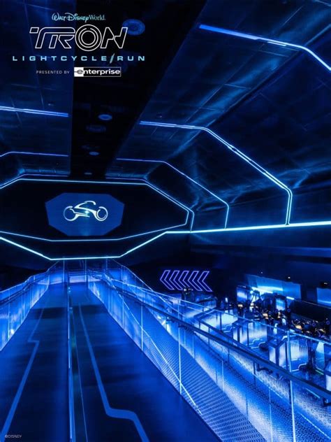 Experience the Thrill of TRON/Lightcycle Run with Awesome New Wallpaper ...