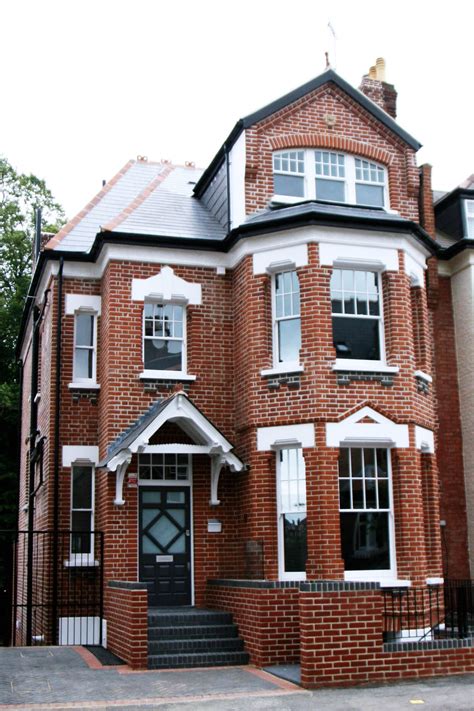 Church Crescent | Symmetrys