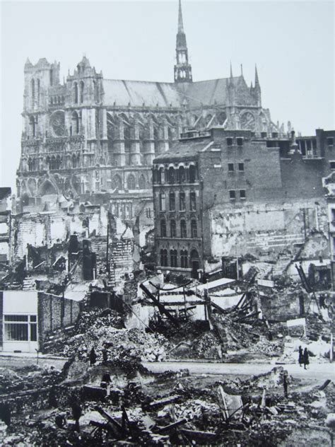 Amiens Amiens bombardé après la seconde guerre mondiale Carte