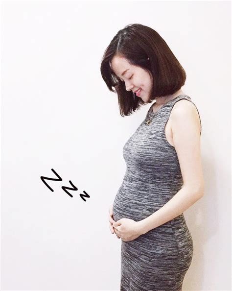 Hot girl Việt chọn mặc gì khi muốn khoe bụng bầu