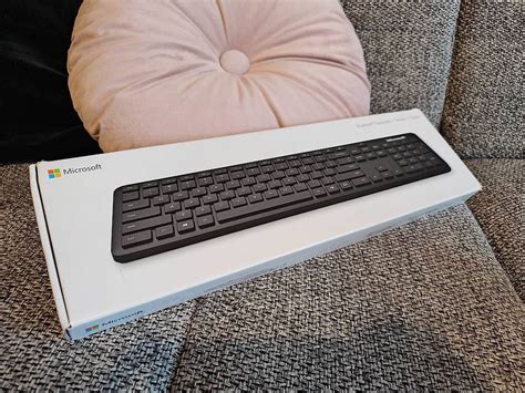 Microsoft Bluetooth Keyboard (UK-Layout), Neuwertig (Gebraucht) in ...