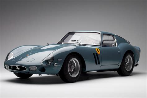 Ferrari 250 GTO. 1:8 scale model kit., Agora Models