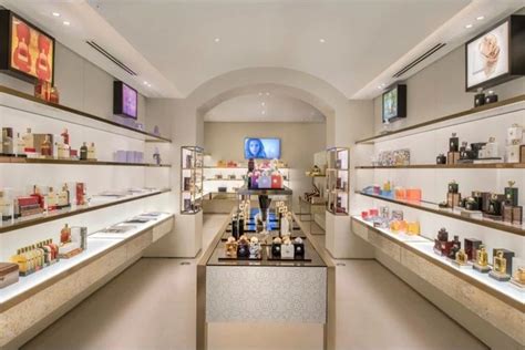 Perfume Shop Interior Design Store Design Interior Shop Interior