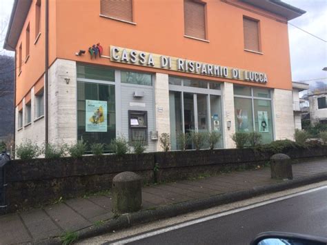 Tentano Di Forzare Il Bancomat Ma Il Colpo Fallisce Giornale Di Barga