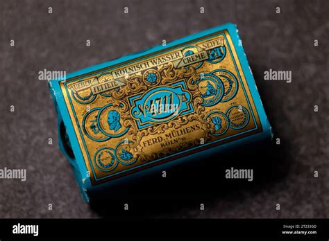 Ein Vintage-Produkt von 4711 Creme Seife mit dem Logo von 4711 ...