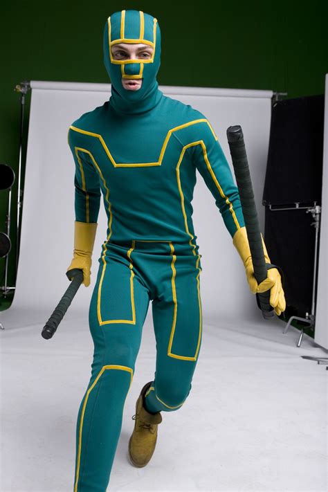 Aaron Johnson as Dave Lizewski in Kick-Ass (2010). Comic Movies, Comic ...