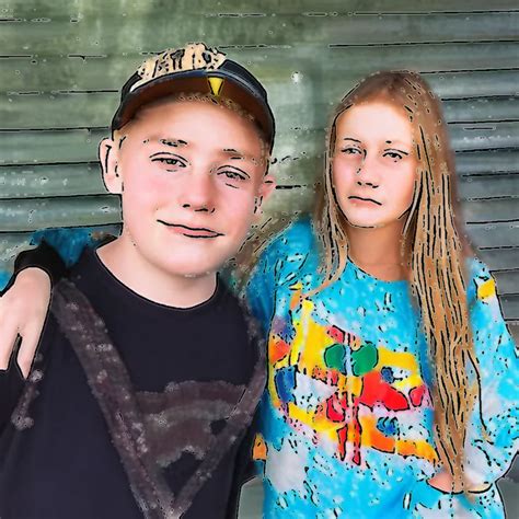 TikTok Matt Howard , Abby Howard Left Kids Alone on Cruise – TrollTrim