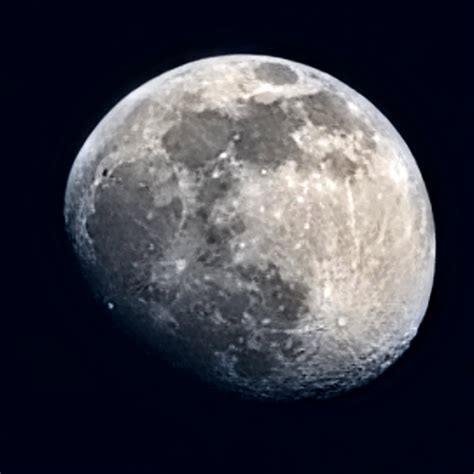 List 90 Pictures How To Take Pictures Of The Moon With Samsung Galaxy