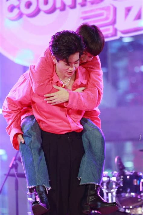 Pin oleh Ngọc Hảo di Love Gambar pacar Pria gay Aktor