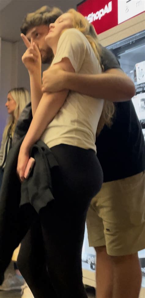 Strawberry Blonde With A Nice Bubble Butt Ass Forum