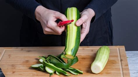 12 Mistakes To Avoid For Perfect Zucchini Bread