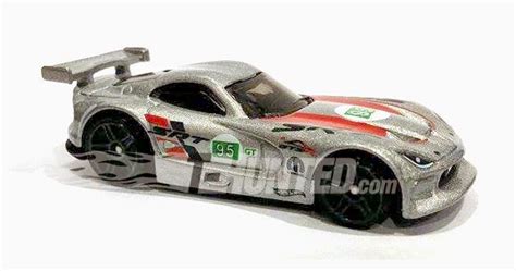 T Hunted BOMBA Um inédito Viper em 2015 na Hot Wheels