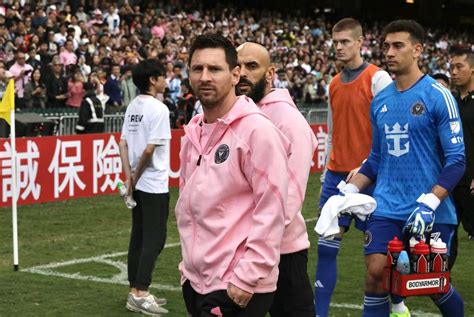 Messi Est Incertain Pour Le Match Contre Le Vissel Kobe Je Ne Sais