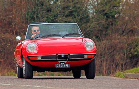 Alfa Romeo Spider Vs Fiat 124 Sport Spider Drive