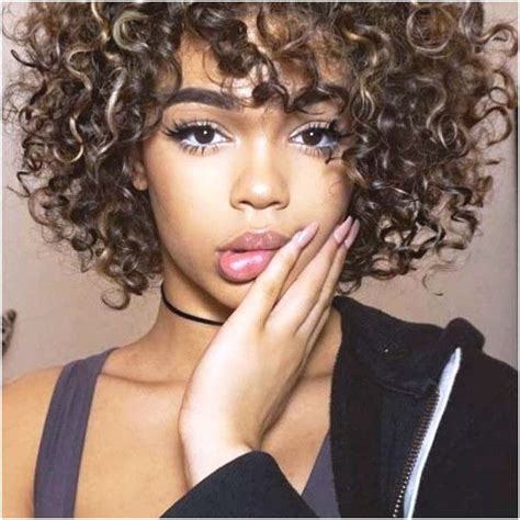 10 Ideal Short Curly Hairstyles 3c