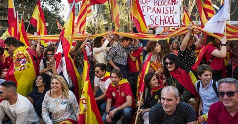 Catalogne La Cour Constitutionnelle Espagnole Annule La D Claration D