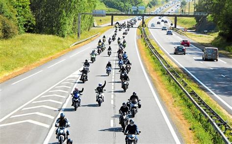 Rennes Une Op Ration Escargot Des Motards Contre Le Contr Le