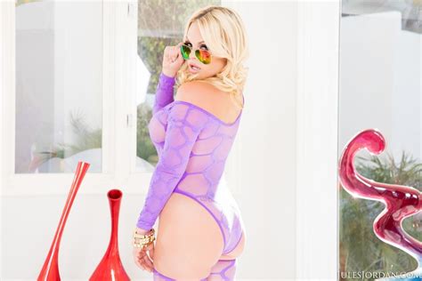 Busty Curvy Pornstar In Lingerie Porn Pictures XXX Photos Sex Images PICTOA