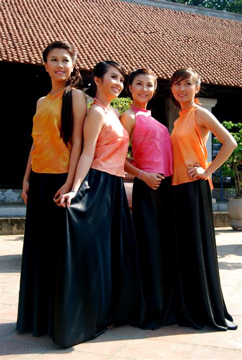 Ng M Nh Hot Girl Th I Xa X A