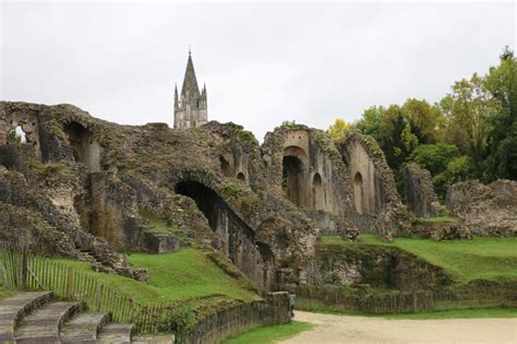 Top Des Choses Faire Saintes Guide De Charente Maritime