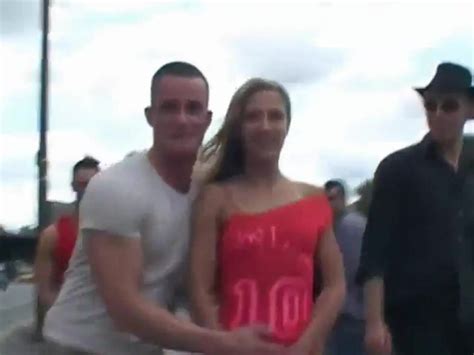 Trashy Walking Nude On The Bridge Porn Video Hd Nudefunnyvideo