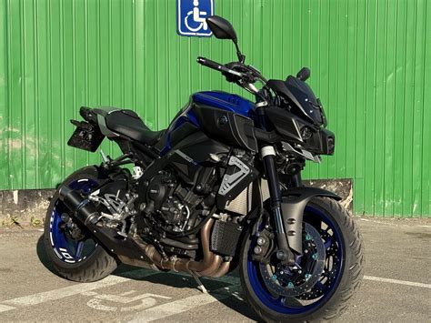 Купить б у Yamaha MT 10 инжектор 6 передач в Москве синий naked bike 2018 года на Авто ру ID