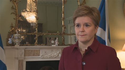 Nicola Sturgeon Reported To Police Over Face Mask Law Breach In Barber Shop Stv News