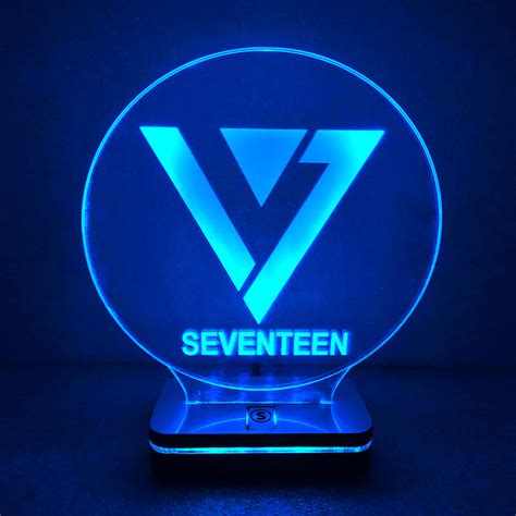 چراغ خواب طرح گروه سونتین SEVENTEEN مدل هفت رنگ - مجموعه تولیدی سان لیزر