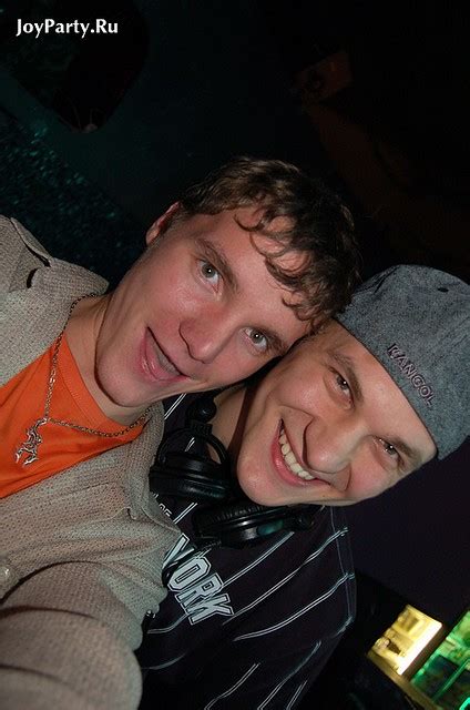 sized_DSC_0526 | joy_party | Flickr