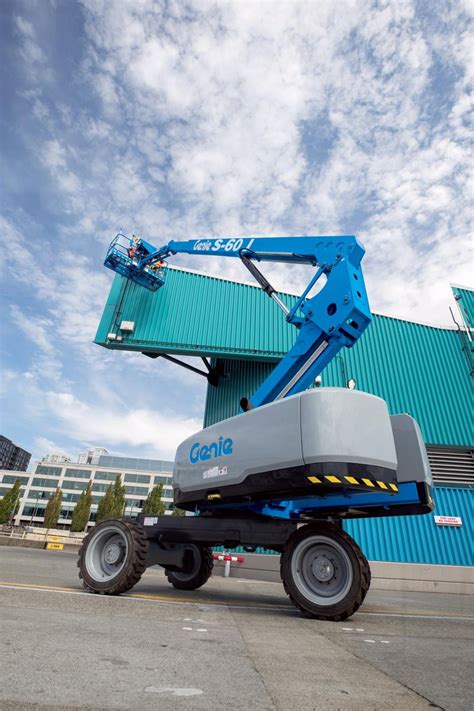 Genie S J Telescopic Boom Lift Workplatform