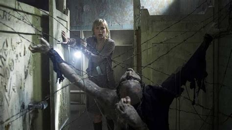 Silent Hill” 2006 Inimitable And Unsurpassed Film Review By