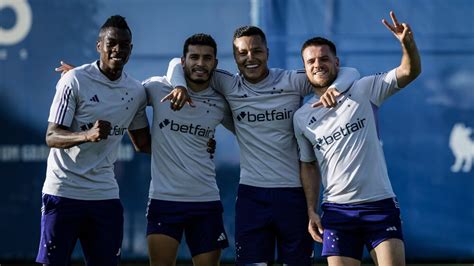 Xodo Celeste Nova Barca De Sa Das Coloca Cruzeiro Em Alerta M Ximo