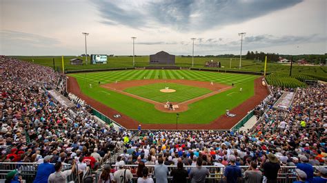 Field Of Dreams Game Most Watched Mlb Regular Season Game Since 2005