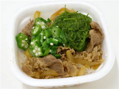 めかぶ・オクラ・山かけでネバネバ三昧なすき家の「めかぶオクラ牛丼」「山かけめかぶオクラ牛丼」「山かけめかぶオクラ牛丼」試食レビュー