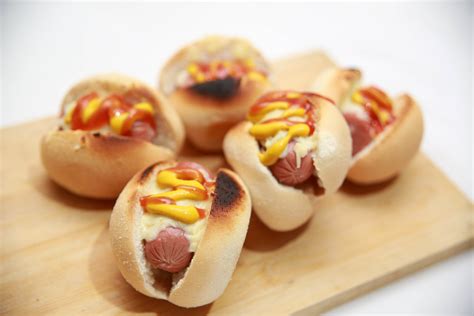 How to Make Mini Hot Dogs: 9 Steps (with Pictures) - wikiHow