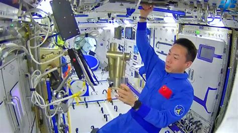 Video Shows Taikonauts Daily Life In Space Station Cgtn