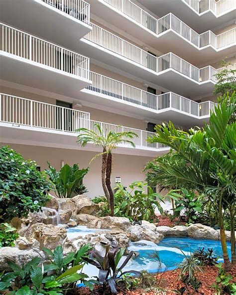 Avanti Palms Resort And Conference Center